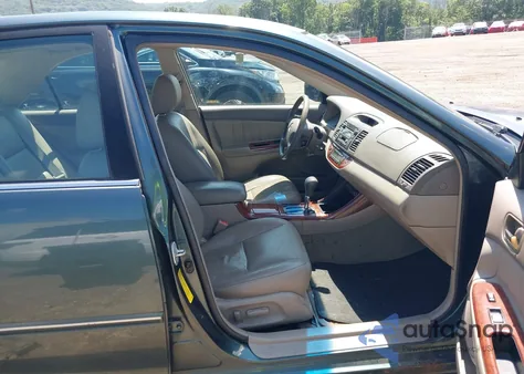 2003 Toyota Camry Xle V6 z USA, uszkodzony, nr VIN 4T1BF30KX3U543276